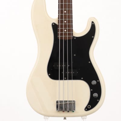 Fender PB-70 Precision Bass Reissue MIJ