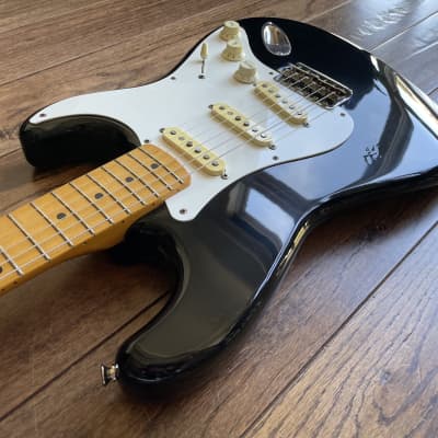 訳ありFender ジャパンST-57　ストラト ヴィンテージ 訳ありFender ジャパンST-57 ストラト ヴィンテージ