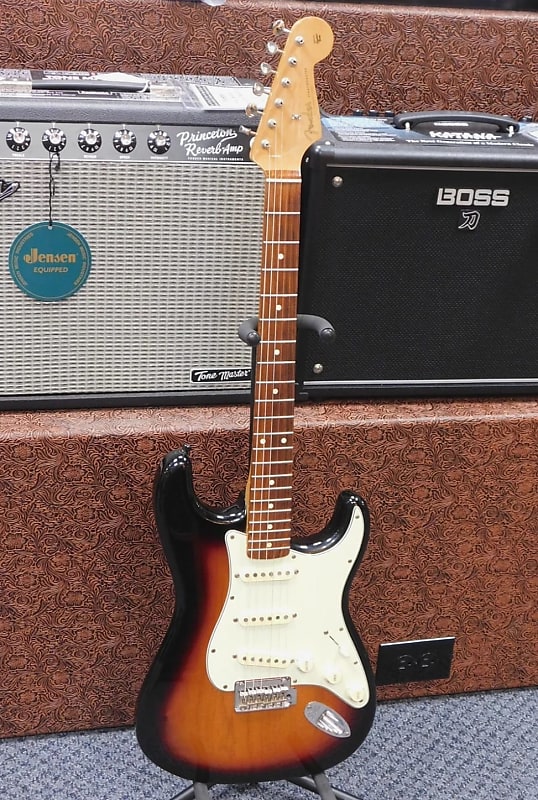 【4strings】Fender Classic 60s Fender Classic Player '60s Stratocaster | Reverb