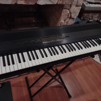 Roland KR-55 76-key Digital Piano Synthesizer - Made In Japan image 1
