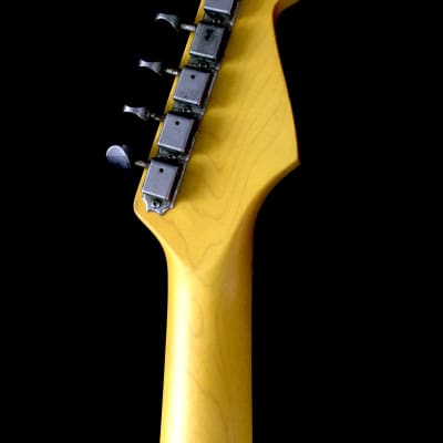 LEFTY! Custom Relic ST62 Fender Stratocastder Body Amber  Nitro Lacquer Neck Sunburst Stratocaster Aged Guitar 7.8 lb image 11