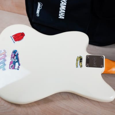 Fender Squier J Mascis Jazzmaster 2021 Vintage White Laurel Fretboard w/ Gig Bag image 9