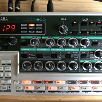 Yamaha  DX-200 (DX-7) 6op FM synth groove box image 2