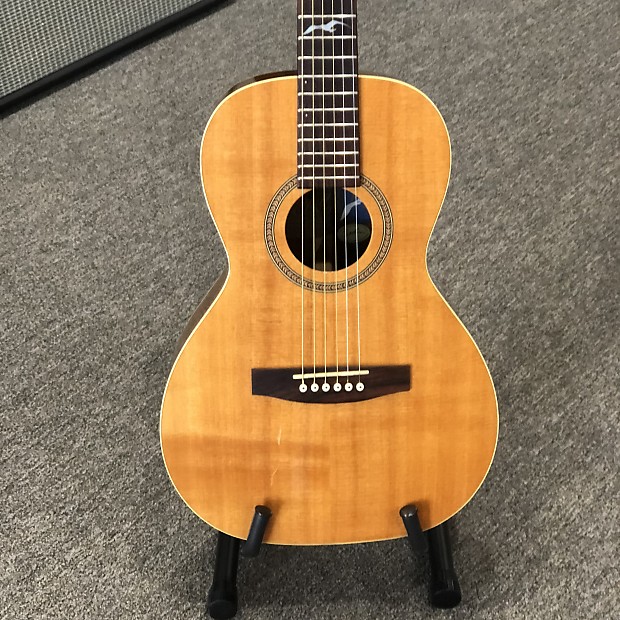 2002 Seagull Artist Series Grand Artist Parlor w TKL Case