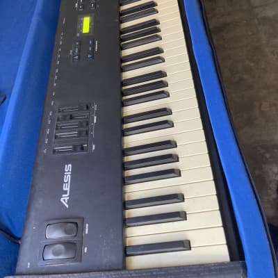 Alesis QS8 1996