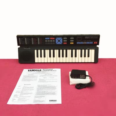 Yamaha PSS-100 Vintage Square Wave/Chiptune Synthesizer Keyboard
