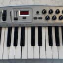 M-Audio Oxygen 8 25-Key MIDI Controller Keyboard 2000s - Silver