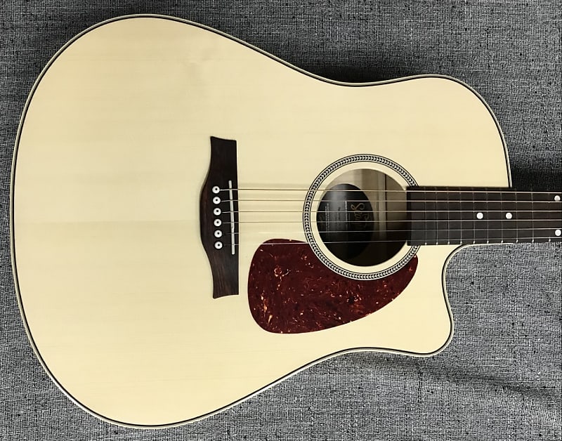 Seagull performer cw flame store maple qit