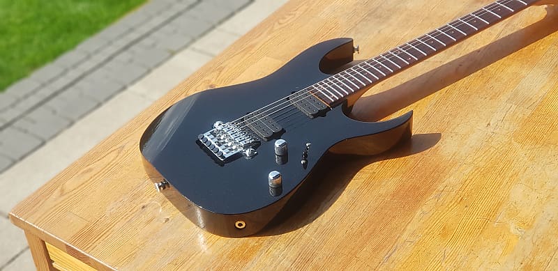 Ibanez RG 2520 FE Fixed Lo Pro Edge Spot Model, DiMarzio!