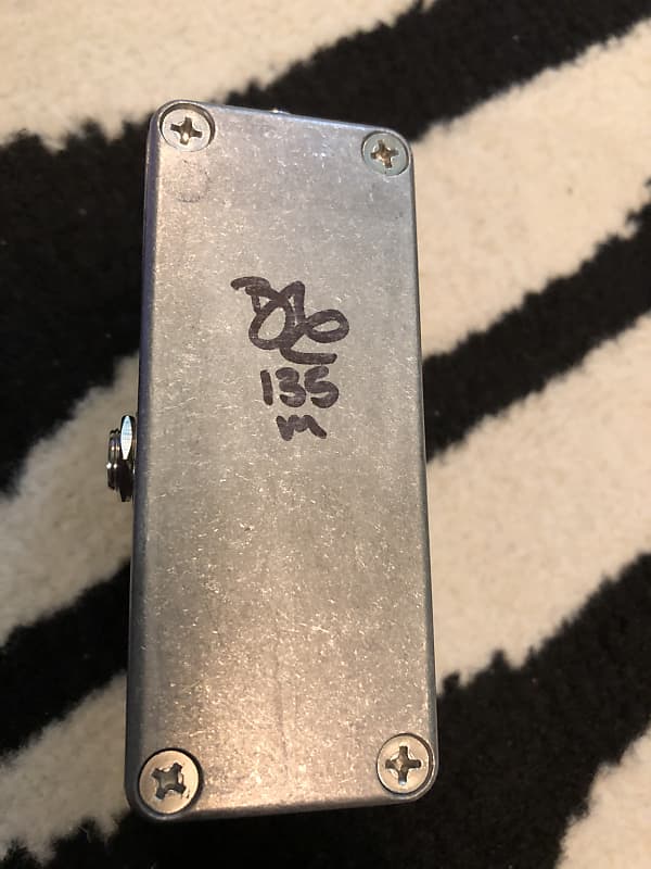 Mail Bomb Mini | menatone