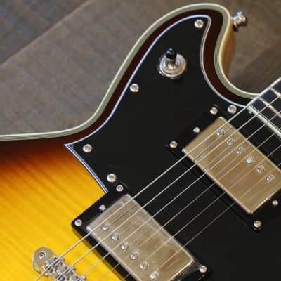 MINTY! 2020 D’Angelico Brighton Deluxe Series Double-Cut Electric Guitar Sunburst + OHSC image 7