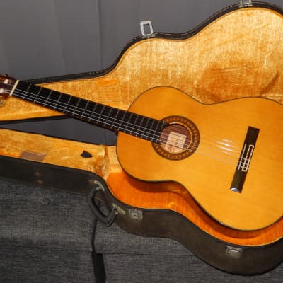 MADE IN 1977 BY MASARU MATANO'S WORKSHOP - ARIA AC50N - CLASSICAL CONCERT GUITAR for sale