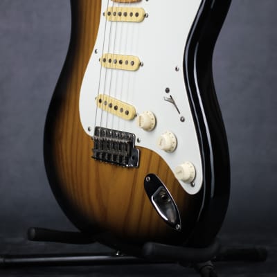 Chandler San Francisco Stratocaster Reissue 57 1999 2 tone sunburst image 6