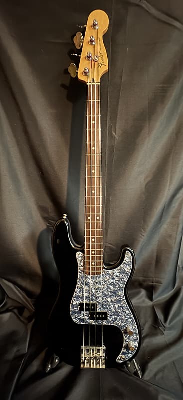 Fender Standard Precision Bass 1991 - 2008 | Reverb