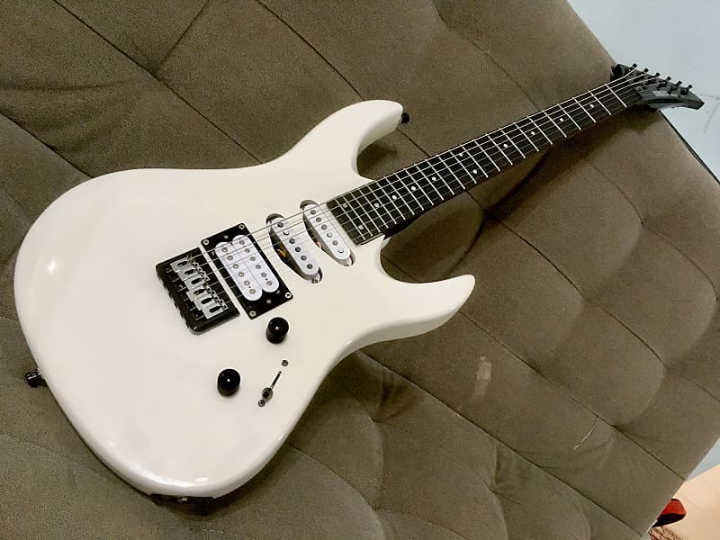 Yamaha RGX 112 1990 White