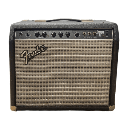 Fender Deluxe 112 Plus 2-Channel 90-Watt 1x12