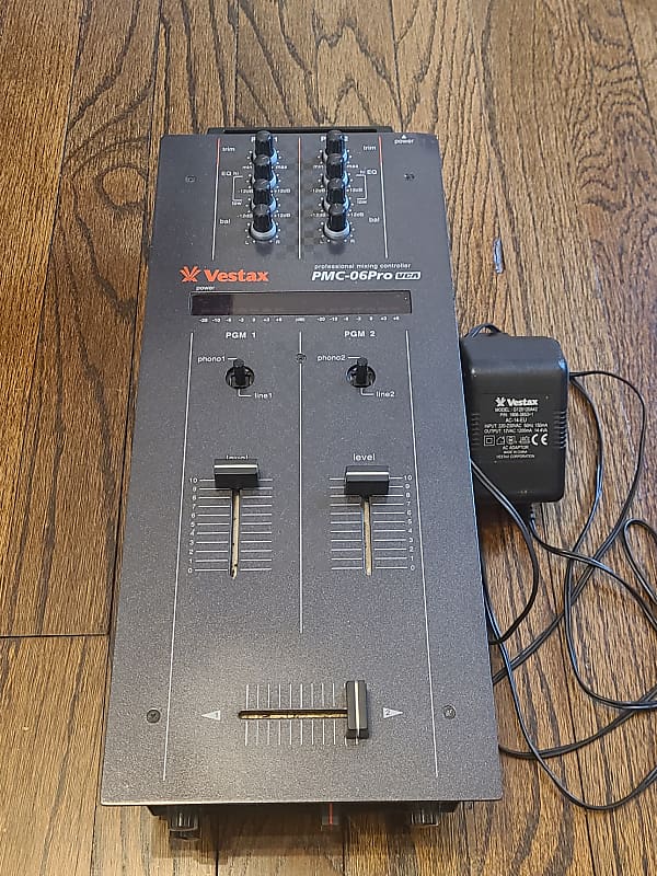 ベスタックスPMC-06Pro VCAミキサー Vestax PMC-06 PRO A PMC06PRO-VCA/BLK B&H Photo Video