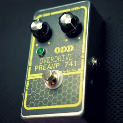 Odd Overdrive Preamp 741 Effect Pedal with boost function