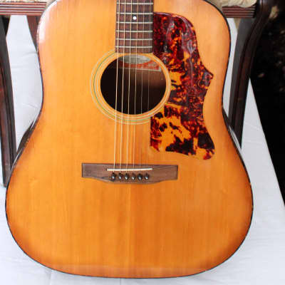 Gibson 1976年製　J-55　アコースティックギター　ヴィンテージ Gibson 1976年製 J-55 アコースティックギター ヴィンテージ