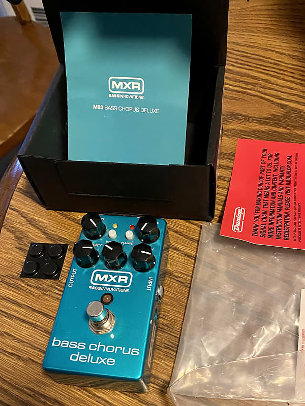 MXR M83 Bass Chorus Deluxe