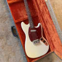 Vintage 1966 Fender Olympic White Finish Musicmaster II Electric Guitar with Original Case -   XLNT!