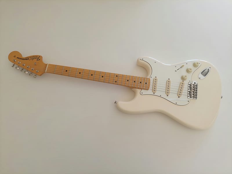 Fender Stratocaster JV modified 60s | Reverb France