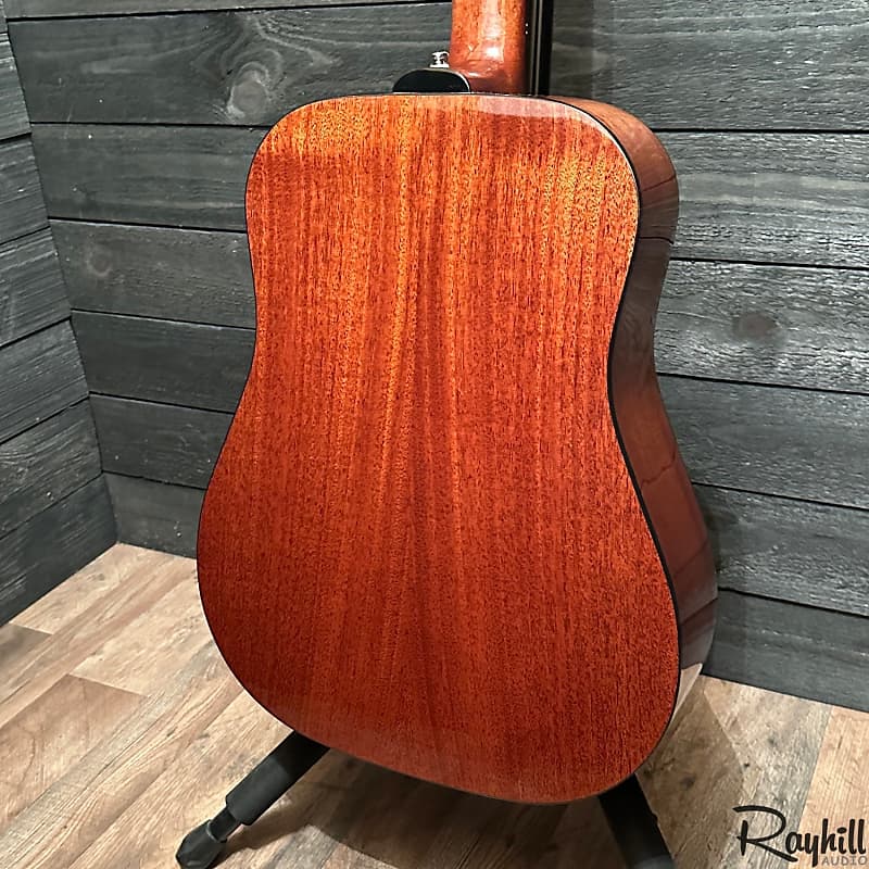 Guild Guitare Acoustique 12 Cordes – D1212