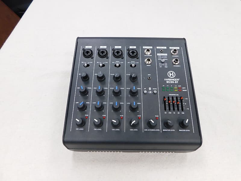 Harbinger M200BT 6 Channel Mixer Very Nice! Reverb