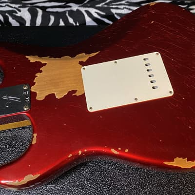 2023 Fender Custom Shop 69 Heavy Relic Stratocaster - Handwound PU's - Authorized Dealer - Aged Candy Apple Red - Only 7.5 lbs - Owned by Frank Hannon of Tesla image 13