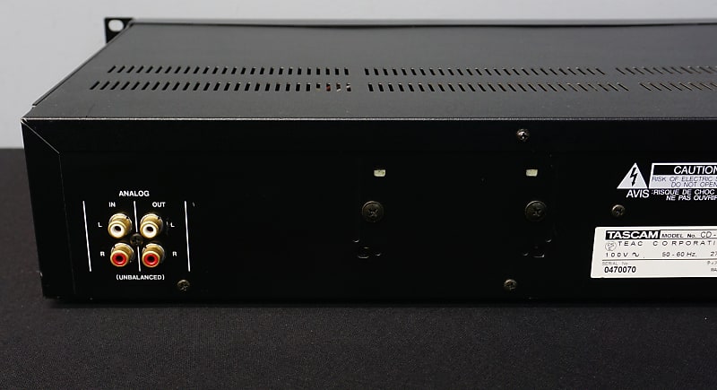 Tascam CD-RW700 Rack Mount Professional CD Recorder & Player