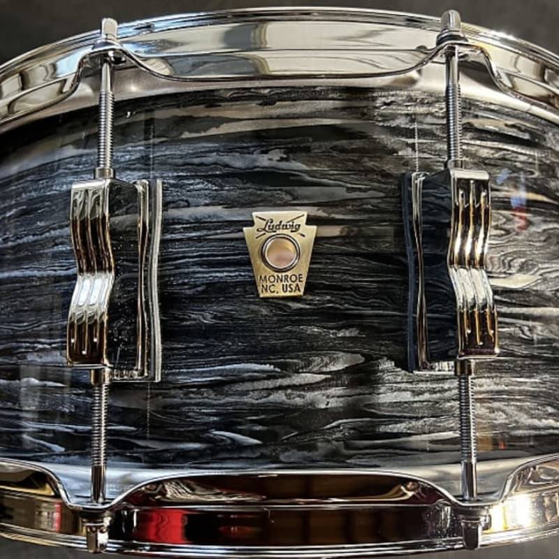 NEW ITEM ALERT🚨! We've got a lot coming up on the site this week,  including this amazing Ludwig Piccolo Snare w/ Keystone badge 14x3