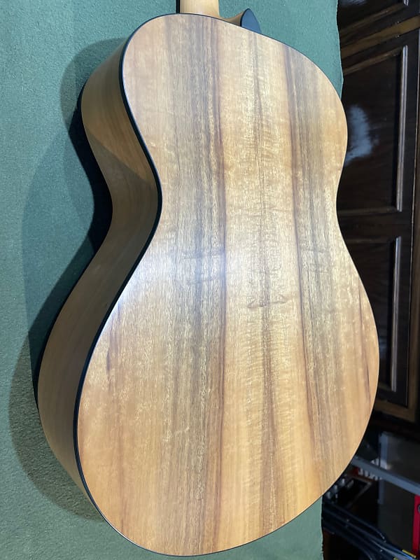 お値下げ‼️ブリードラブBreedlove Oregon C20/SMYe Breedlove Oregon C20/SMYe（中古）【楽器検索デジマート】