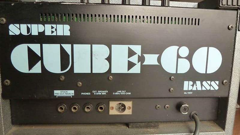 ROLAND SUPER CUBE-60 BASSアンプ（中古品） Roland CUBE-60 BASS 税込販売価格 ￥19,800- 中古 1980年代に