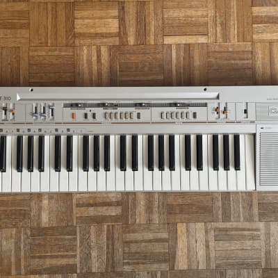 Casio CT-310 Casiotone 80s