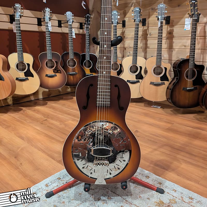 Recording King Resonator Guitar – Used