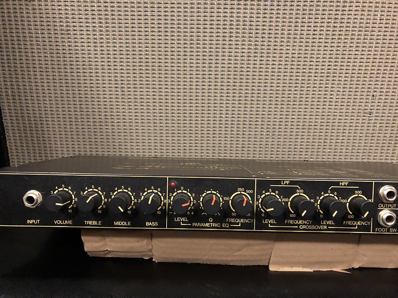 Yamaha PB1 Bass Preamp Reverb
