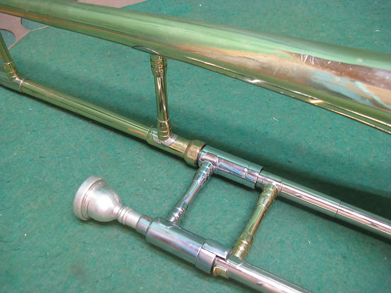 Getzen 300 Series Trombone Elkhorn 1985 Refurbished Case, 56 OFF