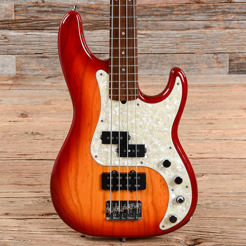 Fender American Deluxe Precision Bass Aged Cherry Burst 2006