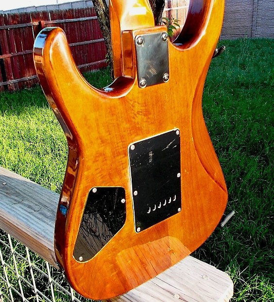 Series on sale 10 stratocaster