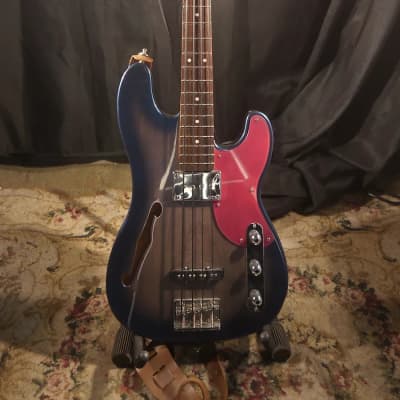 Fender TNB SPL J-Craft Thinline Telecaster Bass Special
