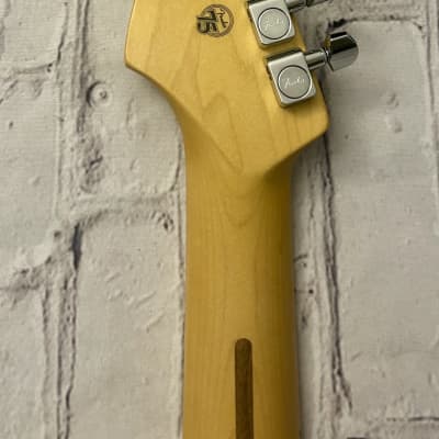 Fender American Professional II Stratocaster 3-Color Sunburst 2021 image 17
