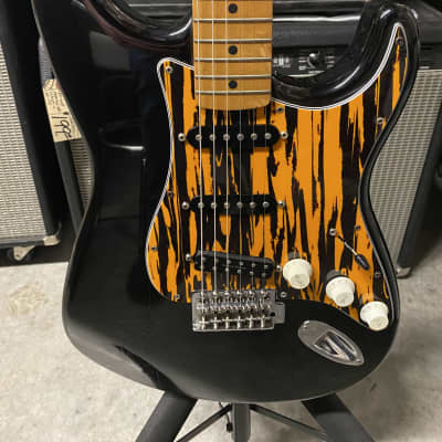 1998 Fender Standard Stratocaster - Black image 3