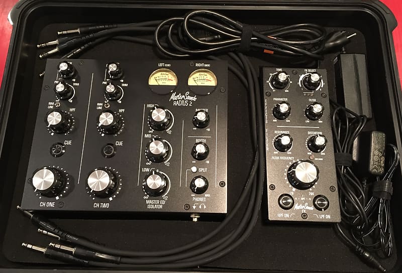 MasterSounds Radius 2 MK2 & FX ユニット MasterSounds Radius 2 rotary — a tiny slice of analogue