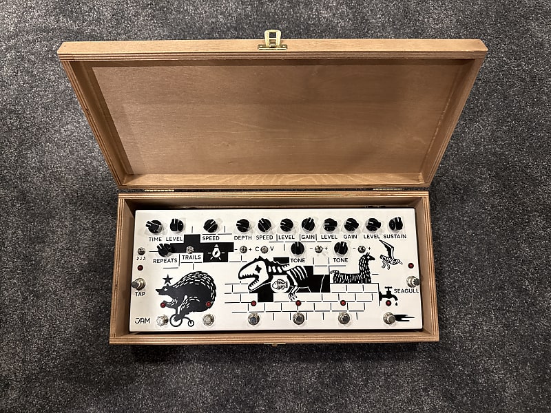 JAM Pedals Pink Flow