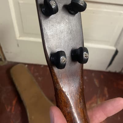 Regal ukulele 1940 good condition mahogany with original case image 14
