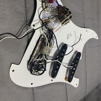 Fender  Stratocaster highway 1 loaded pickguard  2004  White image 3