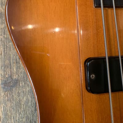 2002 Gibson Thunderbird Bass in Sunburst finish with original Gibson hard shell case image 6