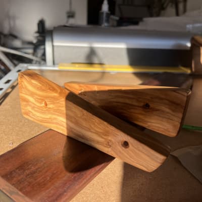 Access Virus A side panels