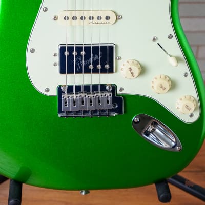 Fender Player Plus Stratocaster HSS with Maple Fretboard - Cosmic Jade image 5