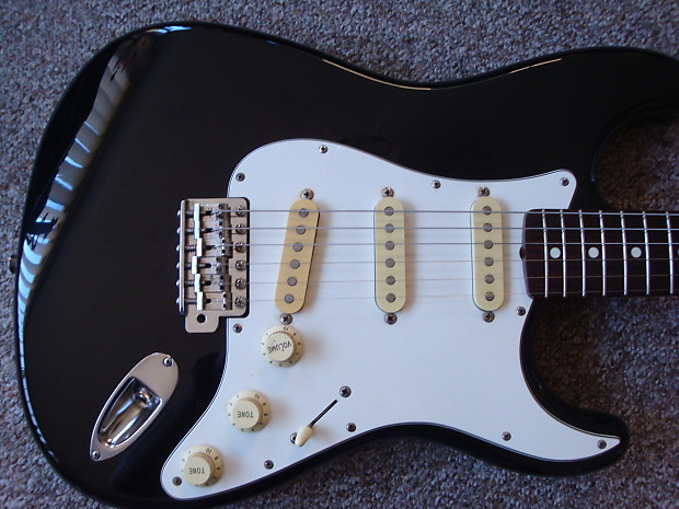 Fernandes THE REVIVAL R-8【音出OK】 レビュー】Fernandes(フェルナンデス) R8？RST-50？ “The
